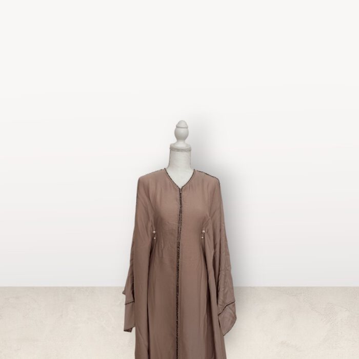Belle Batwing luxury satin Abaya - Image 5