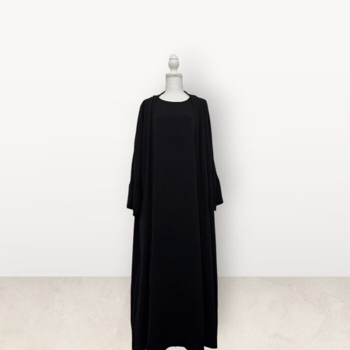 Mademoiselle Crepe Pocket Abaya - Image 3