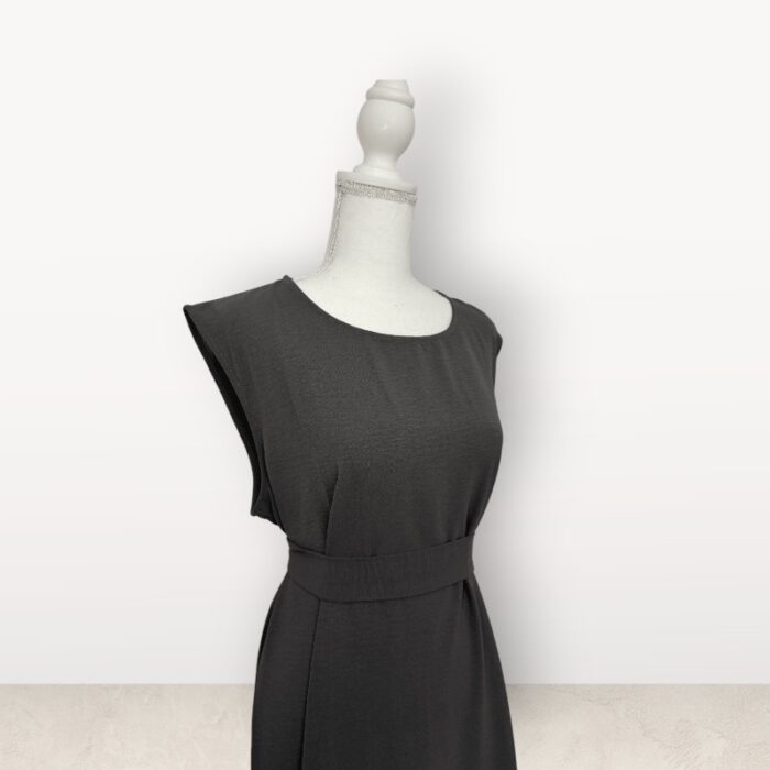 Mademoiselle Crepe Pocket Abaya - Image 7